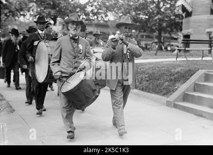 Confederate Reunion - Fife And Drum Corps, 1917. Old soldiers in Washington, DC. Stock Photo