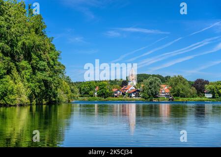 Germany, Bavaria, Starnberg county, Weßling, Weßlinger See, village view, Christkönig church Stock Photo