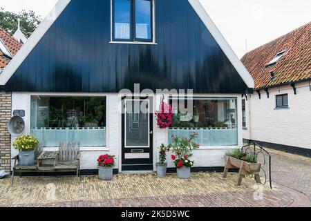 Netherlands, Texel, fishing village Oosterend, Peperstraat, residential house Stock Photo