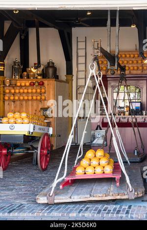 Netherlands, Edam, Jan Nieuwehuizenplein, De Kaaswaag, historical cheese store Stock Photo