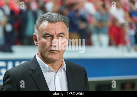 October 05, 2022. Lisbon, Portugal. Paris Saint-Germain's head coach from France Christophe Galtier in action during the game of the 3rd Round of Group H for the UEFA Champions League, Benfica vs Paris Saint-Germain © Alexandre de Sousa/Alamy Live News Stock Photo
