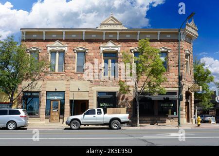 The McMillan Kitchen and Bar on historic Route 66 in Flagstaff, AZ Stock Photo