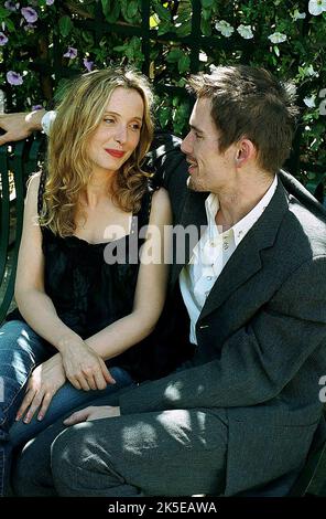 JULIE DELPY, ETHAN HAWKE, BEFORE MIDNIGHT, 2013 Stock Photo - Alamy
