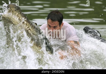 MESSNER,CROCODILE, ANACONDAS: THE HUNT FOR THE BLOOD ORCHID, 2004 Stock Photo