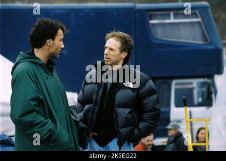 CLIVE OWEN, JERRY BRUCKHEIMER, KING ARTHUR, 2004 Stock Photo