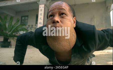 LEUNG SIU LUNG, KUNG FU HUSTLE, 2004 Stock Photo - Alamy