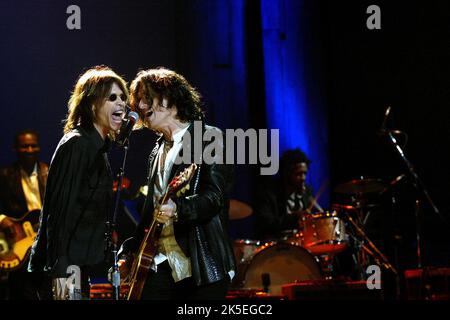 TYLER,AEROSMITH, LIGHTNING IN A BOTTLE, 2004 Stock Photo