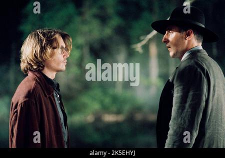 JOHNNY DEPP, JOHN TURTURRO, SECRET WINDOW, 2004 Stock Photo - Alamy