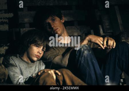 UNDERTOW -2004 DEVON ALAN Stock Photo - Alamy