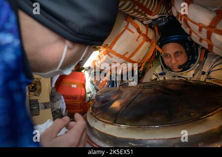 Inside Soyuz reentry module Stock Photo - Alamy