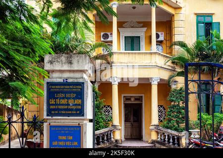Old French colonial building, Hai Phong town centre, Vietnam Stock ...