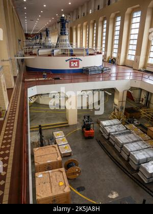 Power plant, Bonneville Dam, Columbia River Gorge National Scenic Area, Oregon. Stock Photo