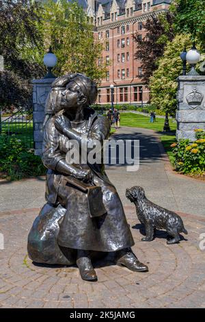 Statue of renowned Canadian artist, Emily Carr, on the grounds of the historic Fairmont Empress Hotel in Victoria, Canada. Stock Photo