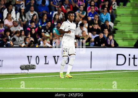 GETAFE, SPAIN - OCTOBER 8: Vinicius of Real Madrid CF during the match between Getafe CF and Real Madrid CF of La Liga Santander on October 8, 2022 at Coliseum Alfonso Pérez in Getafe, Spain. (Photo by Samuel Carreño/ PX Images) Stock Photo