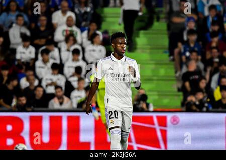 GETAFE, SPAIN - OCTOBER 8: Vinicius of Real Madrid CF during the match between Getafe CF and Real Madrid CF of La Liga Santander on October 8, 2022 at Coliseum Alfonso Pérez in Getafe, Spain. (Photo by Samuel Carreño/ PX Images) Stock Photo