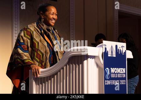 Everett, MA, USA. 8th Oct, 2022. Mariama White-Hammond provides the invocation at the Women Build Boston Conference on October 8, 2022 at Encore Boston Harbor. Credit: Katy Rogers/Media Punch/Alamy Live News Stock Photo