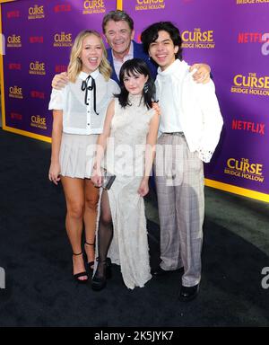 Hollywood, USA. 08th Oct, 2022. Holly J Barret, John Michael Higgins, Abi Monterey, Myles Vincent Perez arrives at The Special Screening of Netflix The Curse of Bridge Hollow held at The Tudum Theater in Hollywood, CA on Saturday, October 8, 2022 . (Photo By Juan Pablo Rico/Sipa USA) Credit: Sipa USA/Alamy Live News Stock Photo