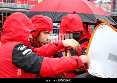 Suzuka, Japan. 9th Oct 2022. Ferrari on the grid. Japanese Grand Prix, Sunday 9th October 2022. Suzuka, Japan. Credit: James Moy/Alamy Live News Stock Photo