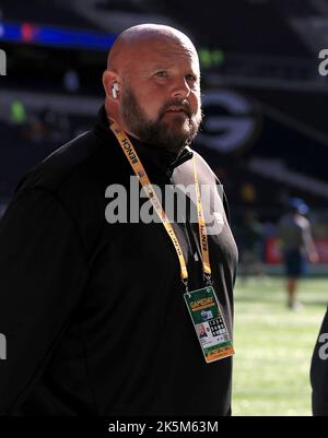 New York Giants head coach Brian Daboll smiles after a touchdown during ...