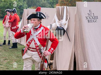Re-enactors from the 6th Virginia 1776 regiment during the Batts in America re-enactment weekend at Oakwell Hall Country Park, Birstall. Picture date: Sunday October 9, 2022. Stock Photo