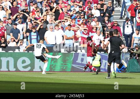 October 9th 2022: London Stadium, London, England; Premier League football West Ham versus Fulham; Andreas Pereira of Fulham scores in the 5th minute for 0-1. Stock Photo