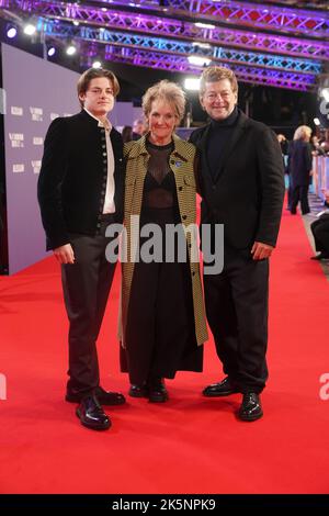 (left to right) Louis Serkis-Ashbourne, Lorraine Ashbourne and Andy Serkis attending the European premiere of Allelujah during the BFI London Film Festival 2022 at the Royal Festival Hall, Southbank Centre, London. Picture date: Sunday October 9, 2022. Stock Photo