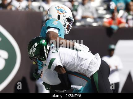 Cincinnati, Ohio, USA. 8th Oct, 2021. Cincinnati's Ahmad Sauce Gardner  during an NCAA football game between the Cincinnati Bearcats and the Temple  Owls at Nippert Stadium in Cincinnati, Ohio. Kevin Schultz/CSM/Alamy Live