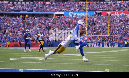 Khalil Shakir FIRST NFL TOUCHDOWN - Bills vs. Steelers, 10/9/22 