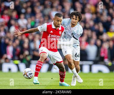 London, UK. 10th Oct, 2022. Arsenal's Gabriel Jesus (L) vies with Liverpool's Trent Alexander-Arnold during the English Premier League match between Arsenal and Liverpool in London, Britain, on Oct. 9, 2022. Credit: Xinhua/Alamy Live News Stock Photo