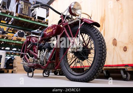 Munich, Germany. 21st Sep, 2022. A 'Mabeco Luxus from 1925' motorcycle with components from Siemens is on display at Siemens' historic depot. The company is 175 years old this year. Credit: Sven Hoppe/dpa/Alamy Live News Stock Photo