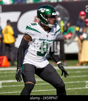 New York Jets linebacker Kwon Alexander (9) during the second half of an  NFL football game, Sunday, Oct. 23, 2022, in Denver. (AP Photo/David  Zalubowski Stock Photo - Alamy