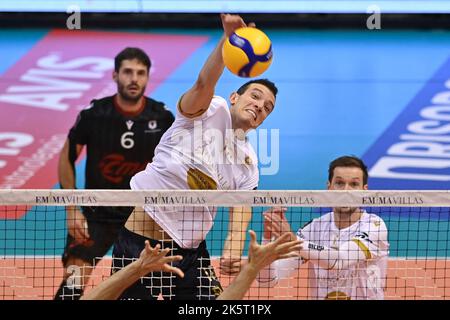 PalaEstra, Siena, Italy, October 09, 2022, Daniele Mazzone (Emma Villas Aubay Siena)  during  Emma Villas Aubay Siena vs Sir Safety Susa Perugia - Vol Stock Photo