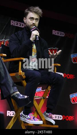 October 09, 2022 Daniel Radcliffe, attend New York Comic Con 2022 ...