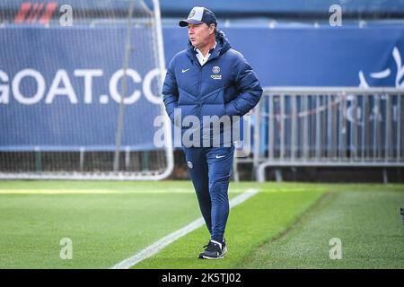 Saint Germain En Laye, France. 10th Oct, 2022. Thierry OLEKSIAK of PSG during the training of the Paris Saint-Germain team on October 10, 2022 at Camp des Loges in Saint-Germain-en-Laye near Paris, France - Photo Matthieu Mirville/DPPI Credit: DPPI Media/Alamy Live News Stock Photo