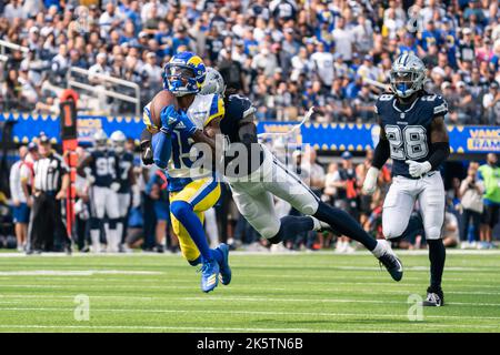 Wide receiver (15) TuTu Atwell of the Los Angeles Rams warms up before  playing against the Los Angeles Chargers in a preseason NFL football game,  Saturday, Aug. 13, 2022, in Inglewood, Calif. (