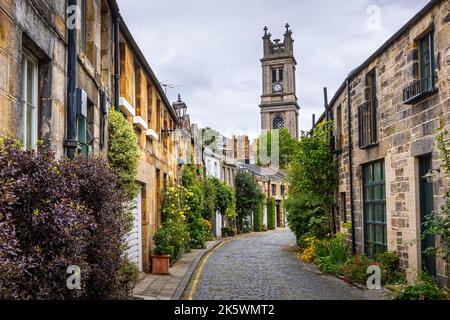 Circus Lane Edinburgh with St Stephen's Church Tower in background Stock Photo