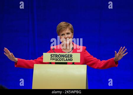 First Minister Nicola Sturgeon delivers her keynote speech during the SNP conference at The Event Complex Aberdeen (TECA) in Aberdeen, Scotland. Picture date: Monday October 10, 2022. Stock Photo
