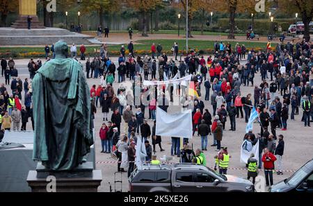 Schwerin, Germany. 10th Oct, 2022. Participants gather at the Old Garden for a demonstration against energy policies in the Northeast. Credit: Bernd Wüstneck/dpa/Alamy Live News Stock Photo
