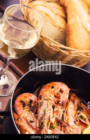Fresh Adriatic shrimp served in buzara sauce (shallow dof) Stock Photo