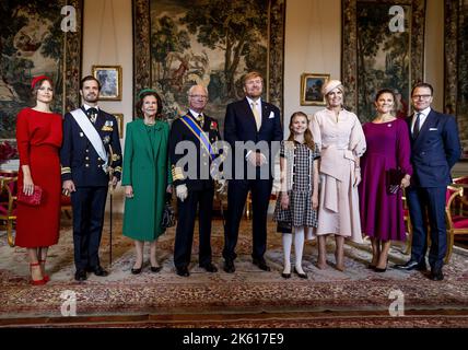 STOCKHOLM - Sweden, 2022-10-11 12:43:10 STOCKHOLM - (left to right) Princess Sofia, Prince Carl Philip, Queen Silvia, King Carl Gustaf, King Willem-Alexander, Princess Estelle, Queen Maxima, Crown Princess Victoria, Prince Daniel during a photo opportunity at the Royal Palace. The royal couple's three-day visit to Sweden focuses on energy transition, sustainability, the life sciences and smart mobility. ANP REMKO DE WAAL netherlands out - belgium out Credit: ANP/Alamy Live News Stock Photo