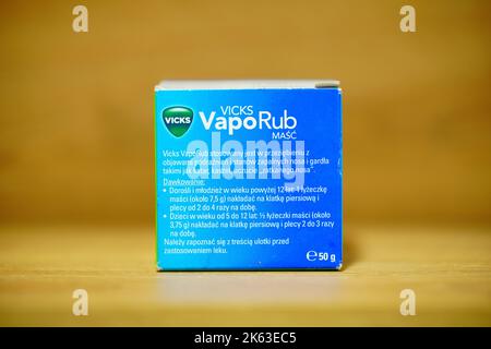 Vicks vaporub box hi-res stock photography and images - Alamy