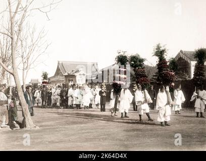 c. 1880s Japan - funeral procession Stock Photo