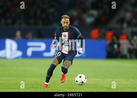 Paris, France. 11th Oct, 2022. Neymar (PSG) Football/Soccer : UEFA Champions League group stage Matchday 4 Group H match between Paris Saint-Germain 1-1 SL benfica at the Parc des Princes in Paris, France . Credit: Mutsu Kawamori/AFLO/Alamy Live News Stock Photo