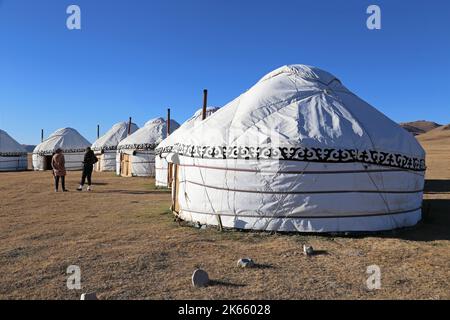 Boz Uy (Kyrgyz Yurts), Rima Yurt Camp, Song Kul, Terskey AlaToo range