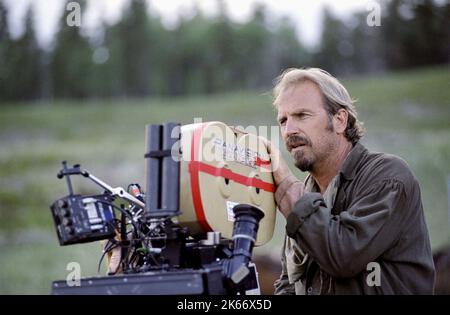 KEVIN COSTNER, OPEN RANGE, 2003 Stock Photo