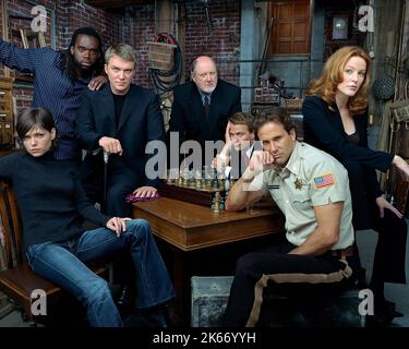 BOER,ADAMS,HALL,STIERS,FLANERY,BRUNO,DALTON, THE DEAD ZONE : SEASON 2, 2003 Stock Photo