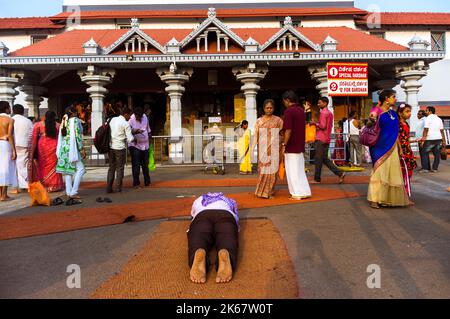 Dharmasthala Sri Manjunatha Swamy Temple - of Dharmasthala Sri Manjunatha  Swamy Temple, HD phone wallpaper | Peakpx