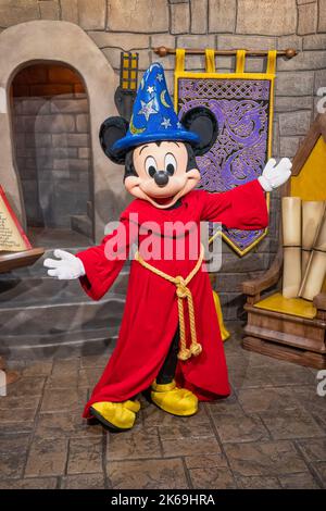 ORLANDO, UNITED STATES, 26TH SEPTERBER 2022: Sorcerer Mickey Mouse character Stock Photo