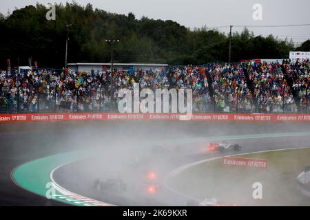 Suzuka, Japan. 9th Oct, 2022. Start, F1 Grand Prix of Japan at Suzuka International Racing Course on October 9, 2022 in Suzuka, Japan. (Photo by HIGH TWO) Credit: dpa/Alamy Live News Stock Photo