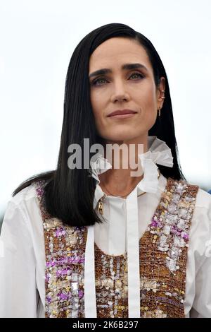 Jennifer Connelly Stuns in Silver at Top Gun: Maverick Cannes Premiere –  Rvce News